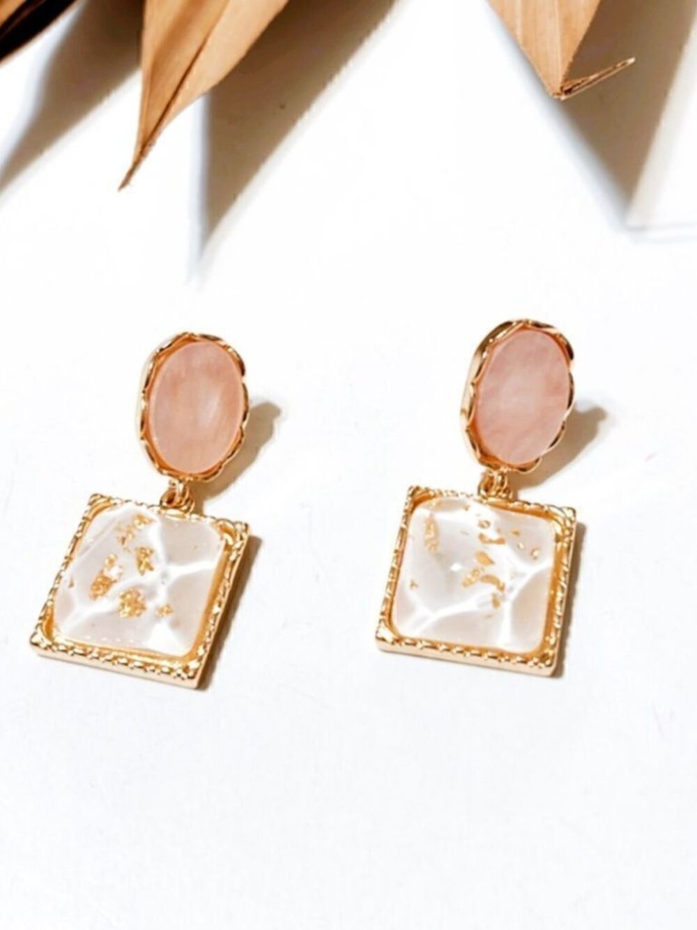 crystaldropearrings1084